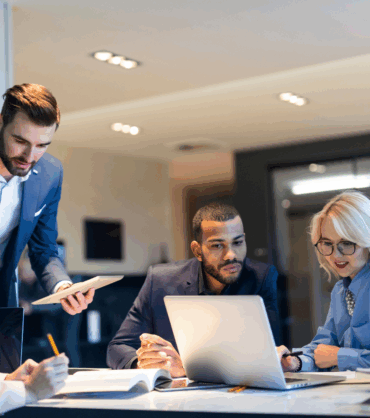 Benefit Plans help CPAs business people at a desk